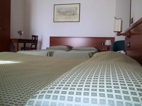 Hotel Traghetto Civitavecchia Kültér fotó